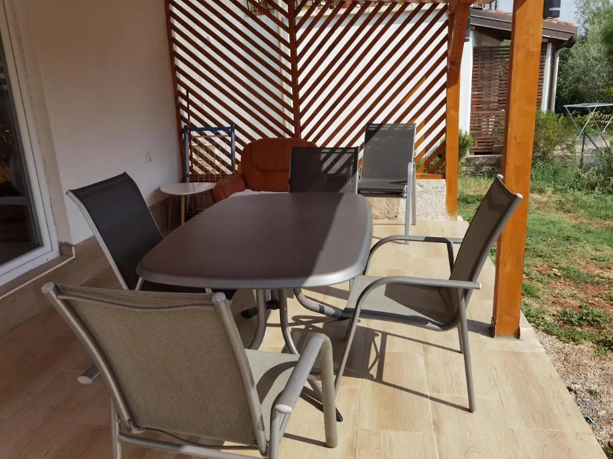 Apartment Green Garden Dajla Croatia